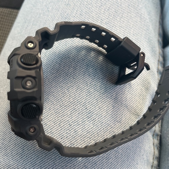 G-SHOCK watch - Picture 4 of 4